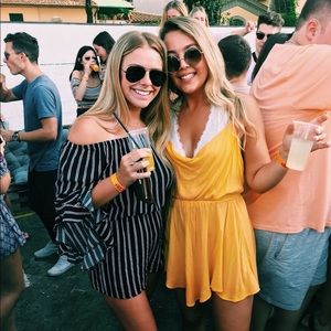 Meet your Posher, Chloe